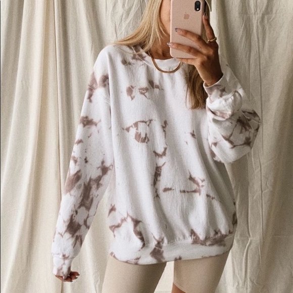 🍂 HOODIE MYSTERY BOX 🍂 - Picture 2 of 3